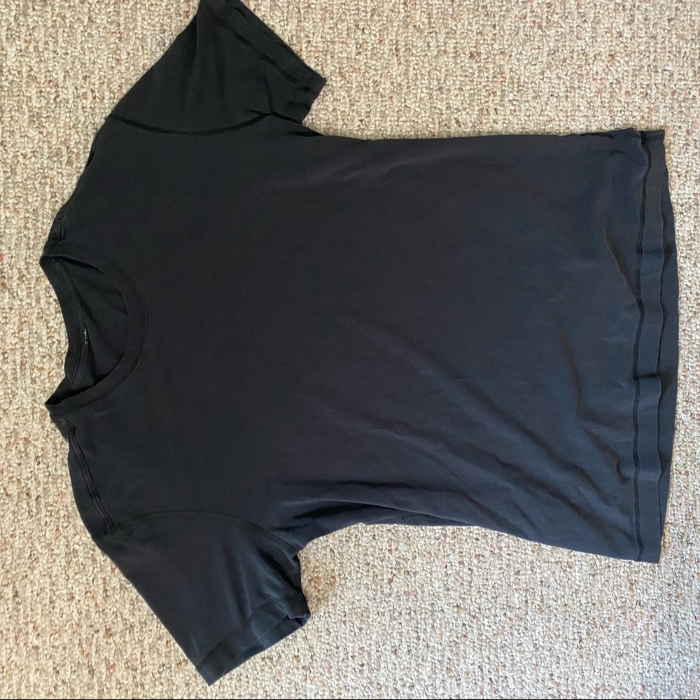 Lululemon 5-year basic tee - black - large